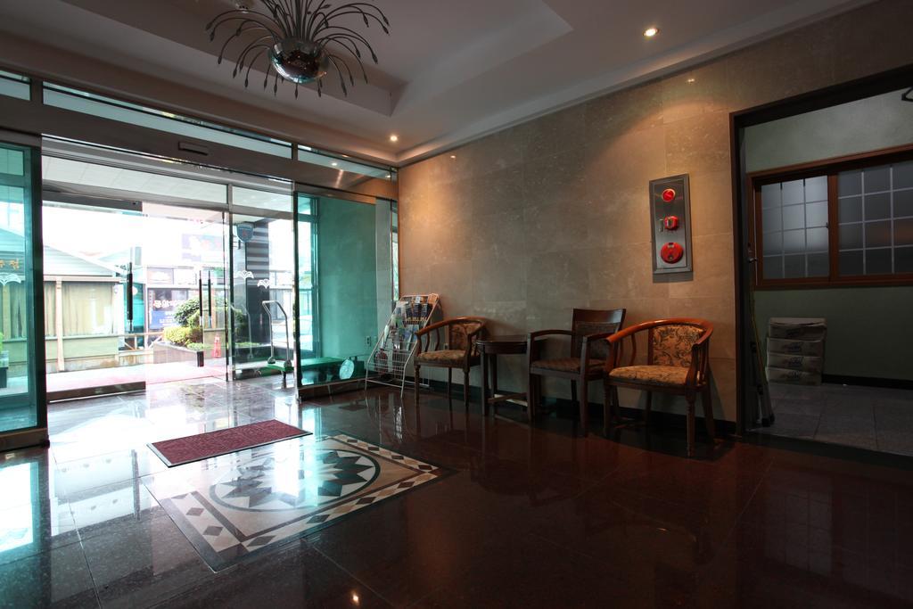 Monaco Hotel Τζέτζου Εξωτερικό φωτογραφία